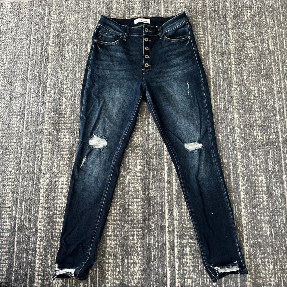 KanCan 9/28 Skinny Distressed Jeans